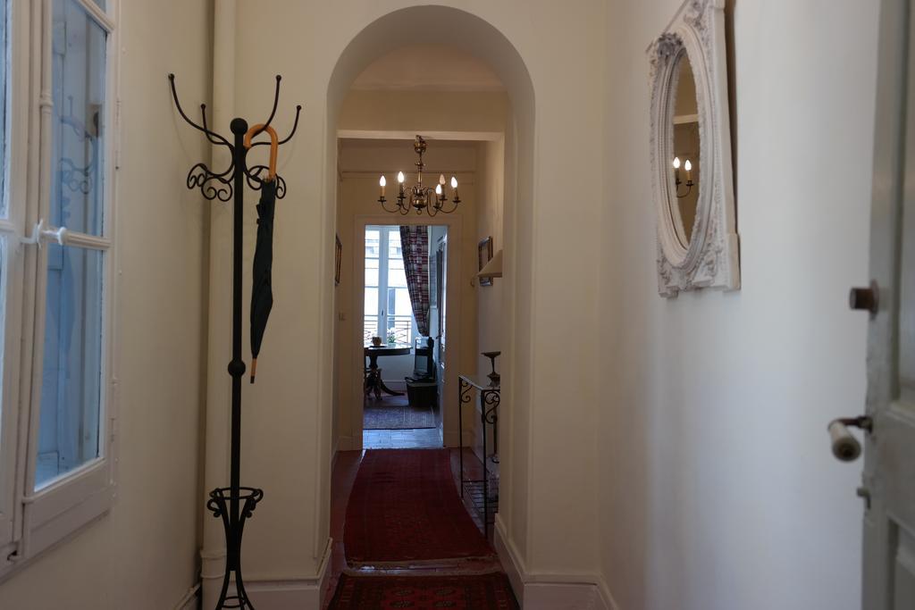 Penthouse Apartment Overlooking Place Carnot Carcassonne Exterior photo